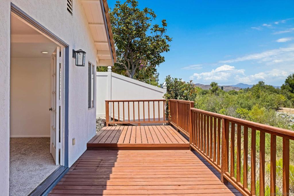 10241 Pebble Beach Dr Property Photo 38