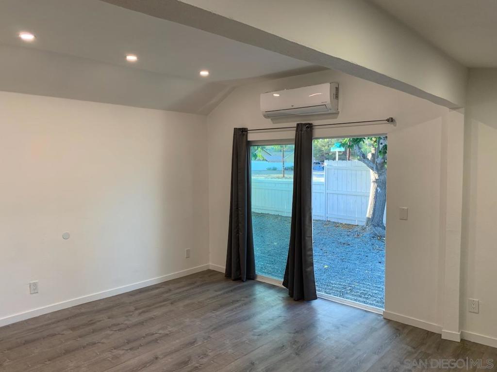 1213 Heber Street Property Photo 4