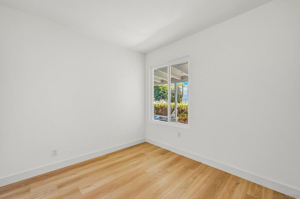 13736 Woodgate Pl Property Photo 28