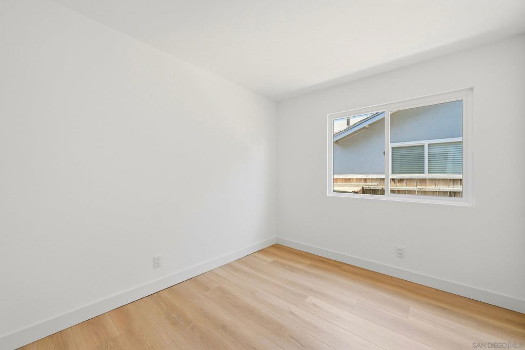 13736 Woodgate Pl Property Photo 29