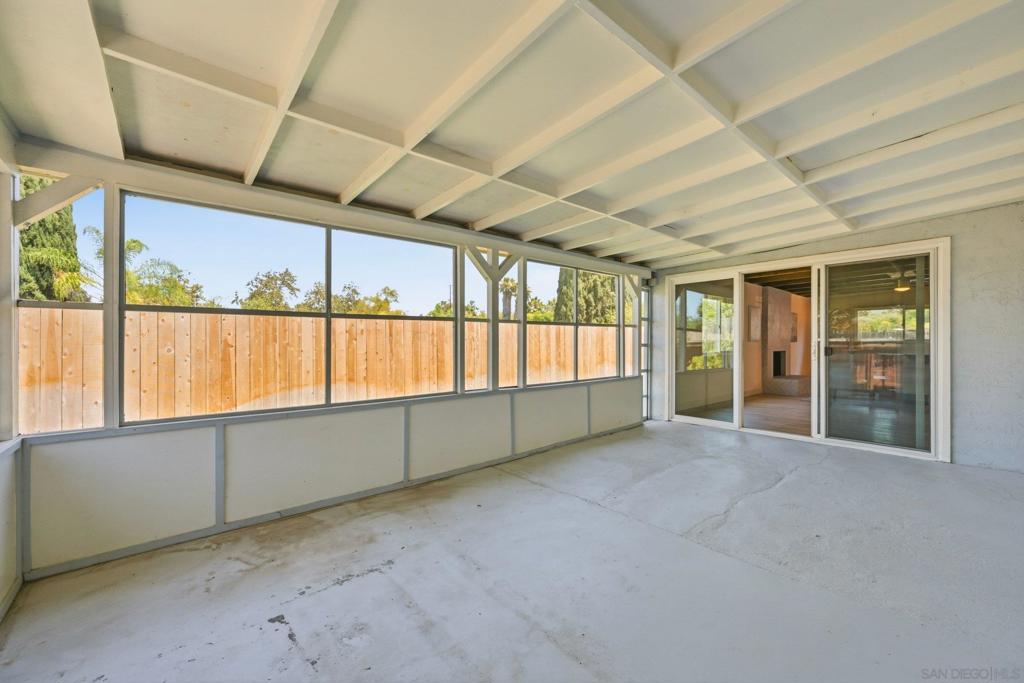 13736 Woodgate Pl Property Photo 33