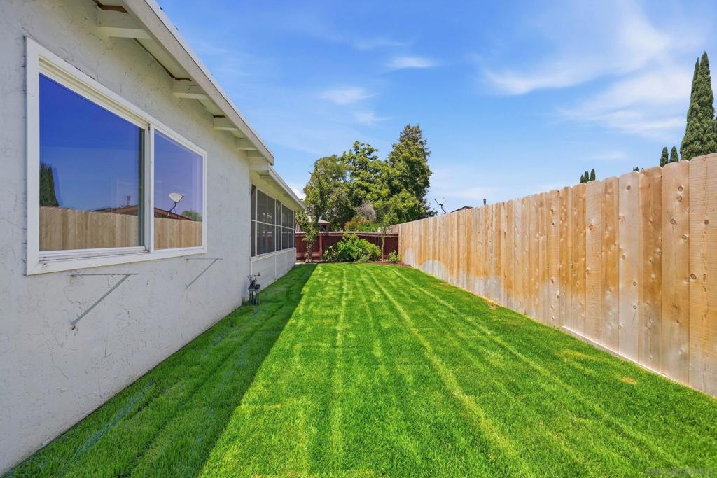 13736 Woodgate Pl Property Photo 39