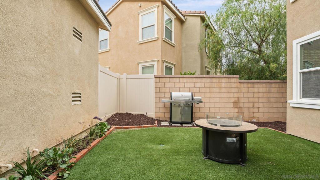 24069 Elderberry Property Photo 18