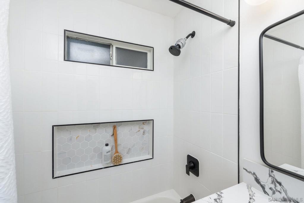 1626 Pacific Beach Property Photo 19