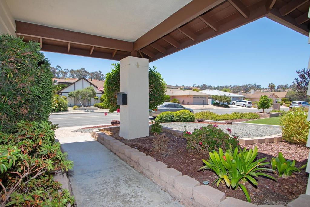 12552 Lomica Dr Property Photo 6