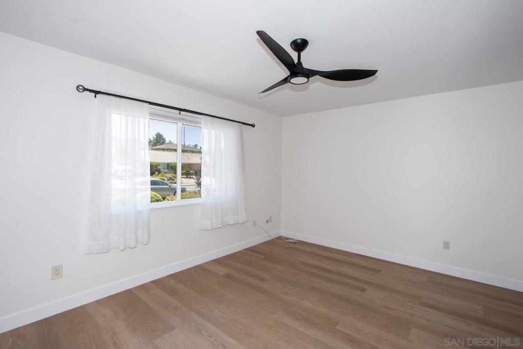 12552 Lomica Dr Property Photo 21