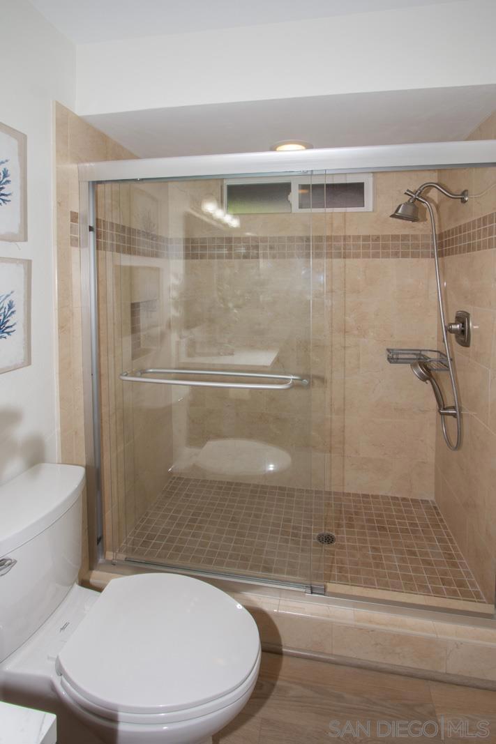 12552 Lomica Dr Property Photo 24