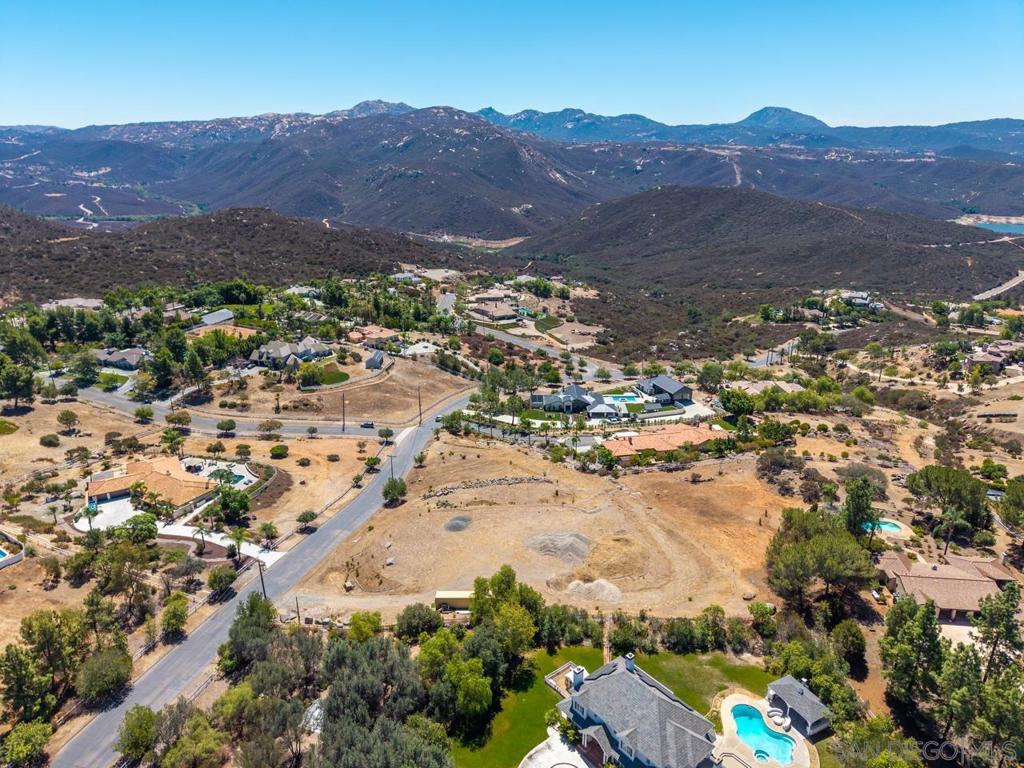 2824 Via Asoleado Property Photo 12