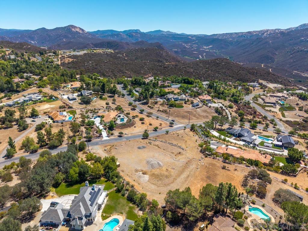 2824 Via Asoleado Property Photo 13