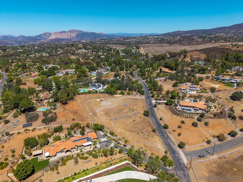 2824 Via Asoleado Property Photo 15