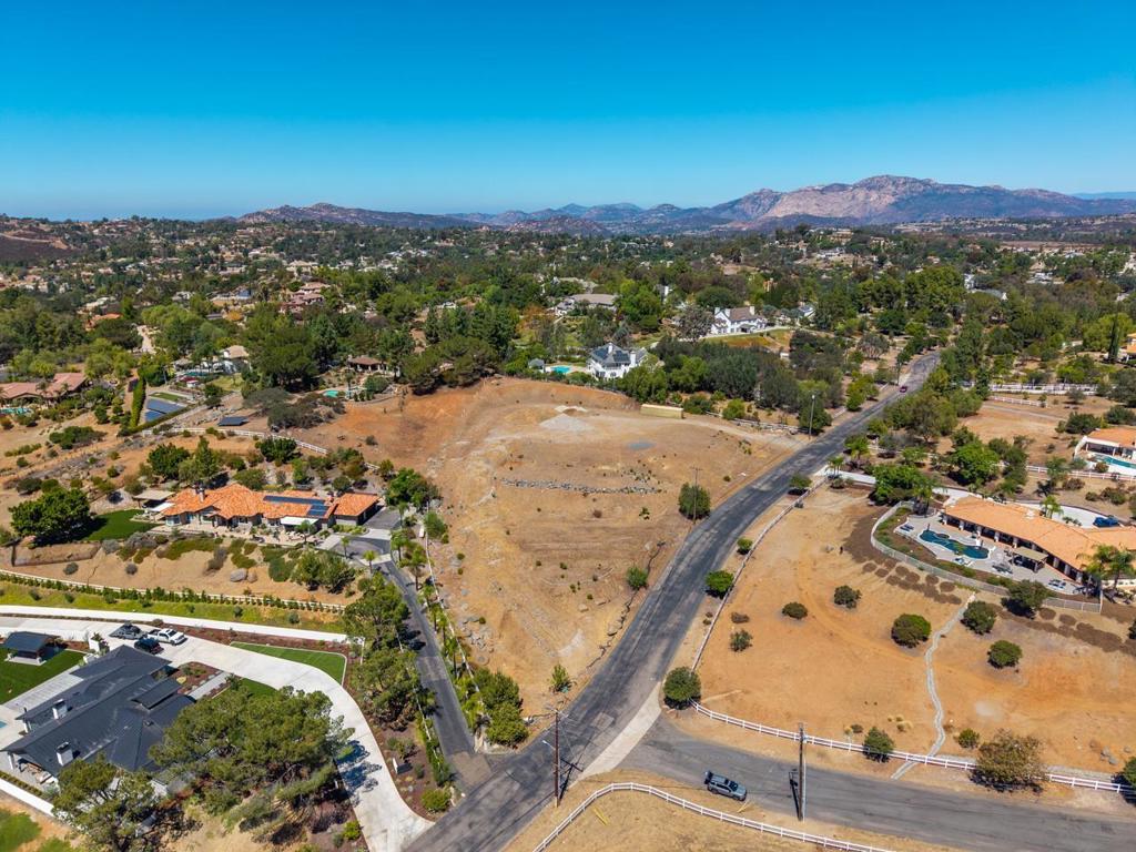 2824 Via Asoleado Property Photo 16
