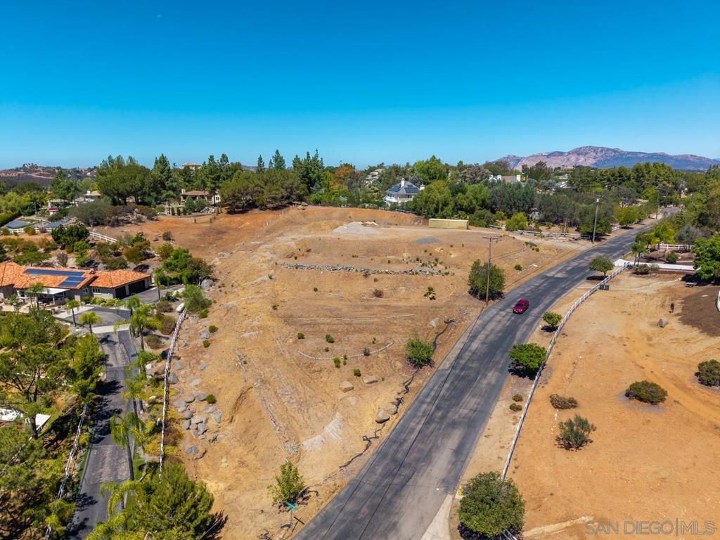 2824 Via Asoleado Property Photo 17
