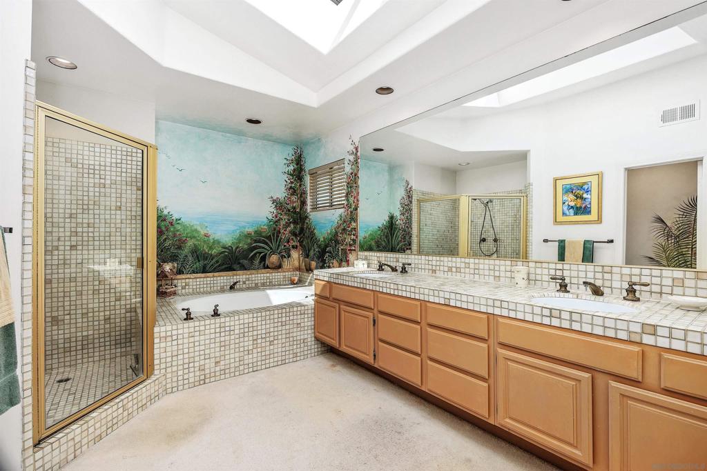 5735 Caminito Empresa Property Photo 15