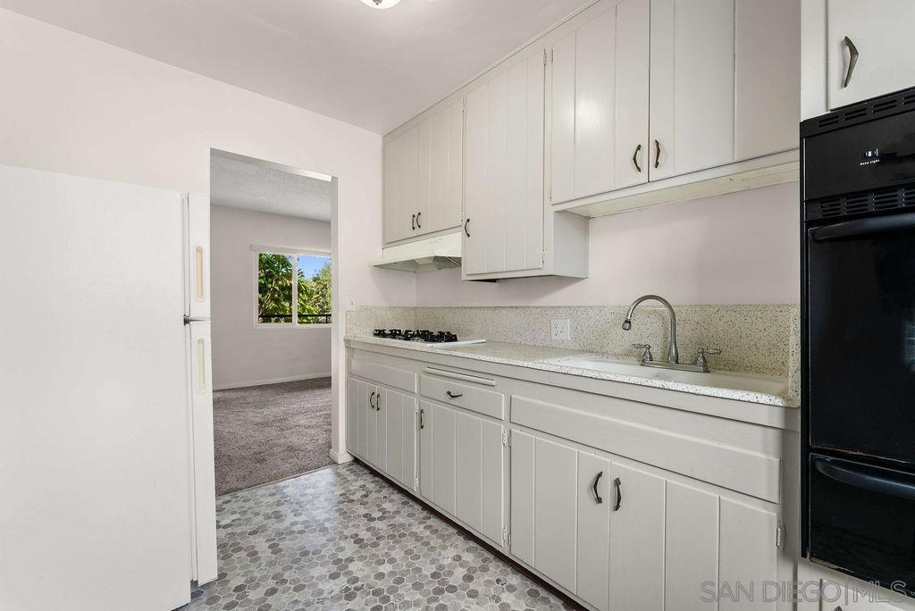 4415 Rosebud Ln Property Photo 15