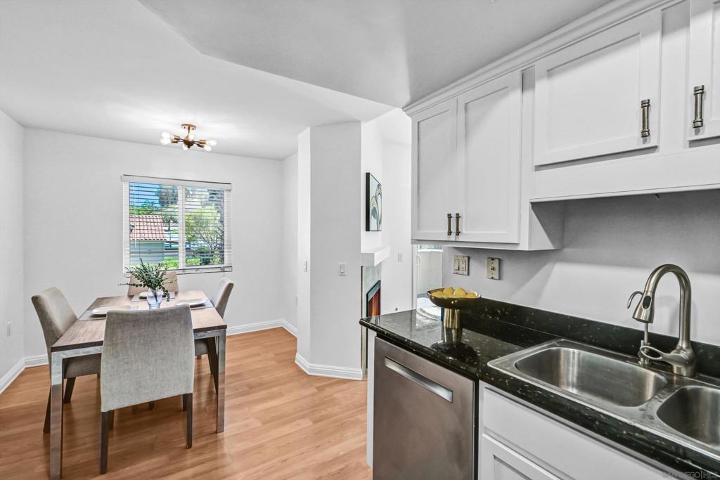 100 Sea Cliff 106 Property Photo 16