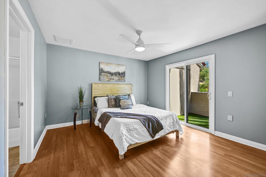 100 Sea Cliff 106 Property Photo 22