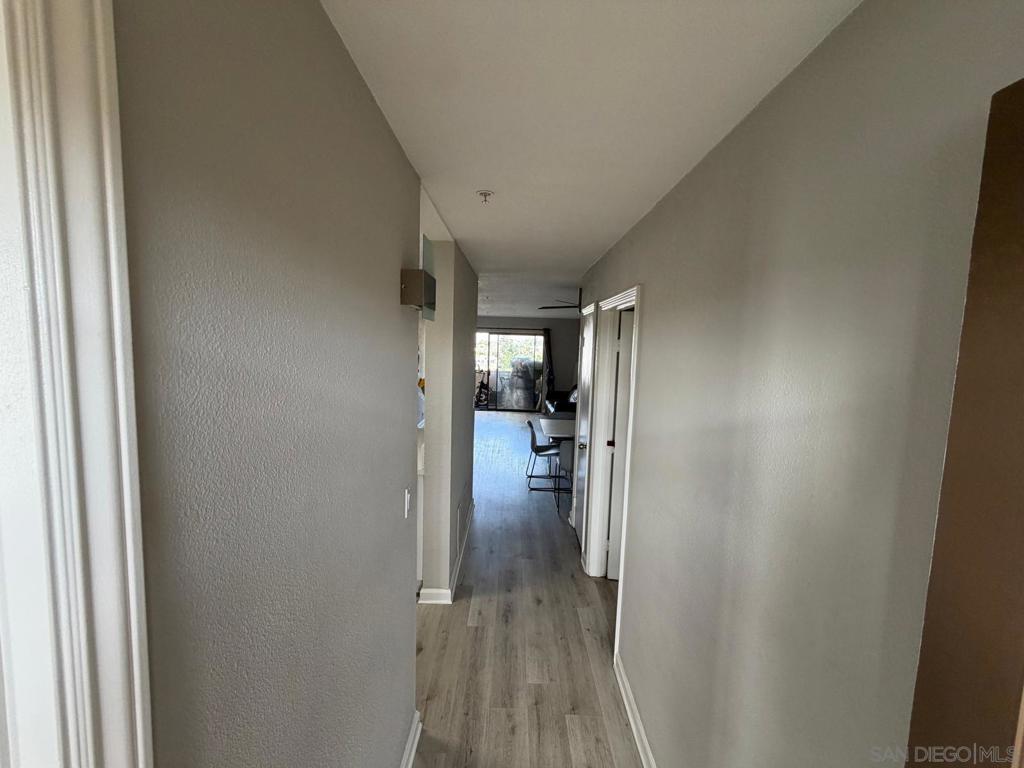 4041 Oakcrest Dr 307 Property Photo 9