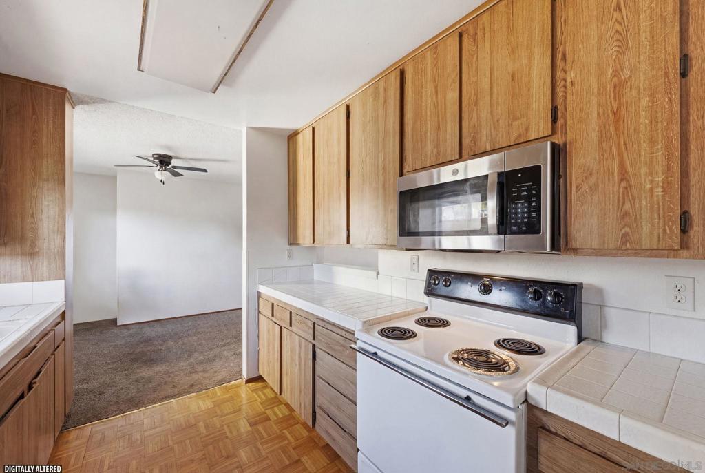 7255 Navajo C300 Property Photo 4