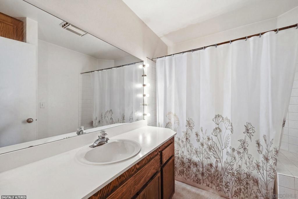 7255 Navajo C300 Property Photo 20