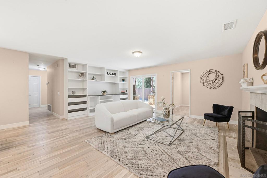 15377 Andorra Way Property Photo 3