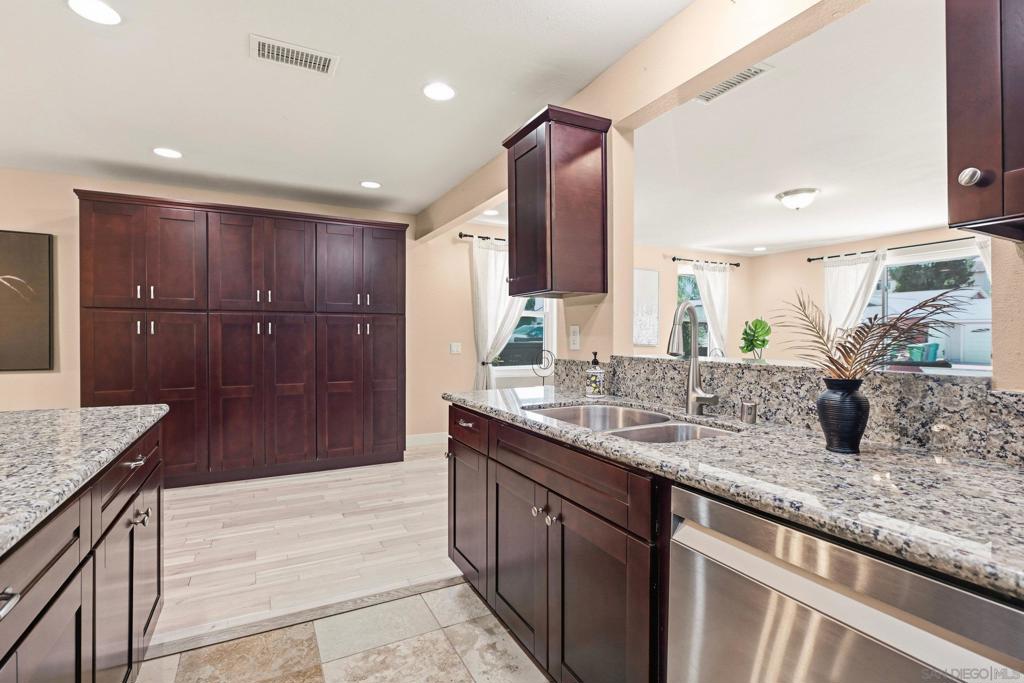 15377 Andorra Way Property Photo 14