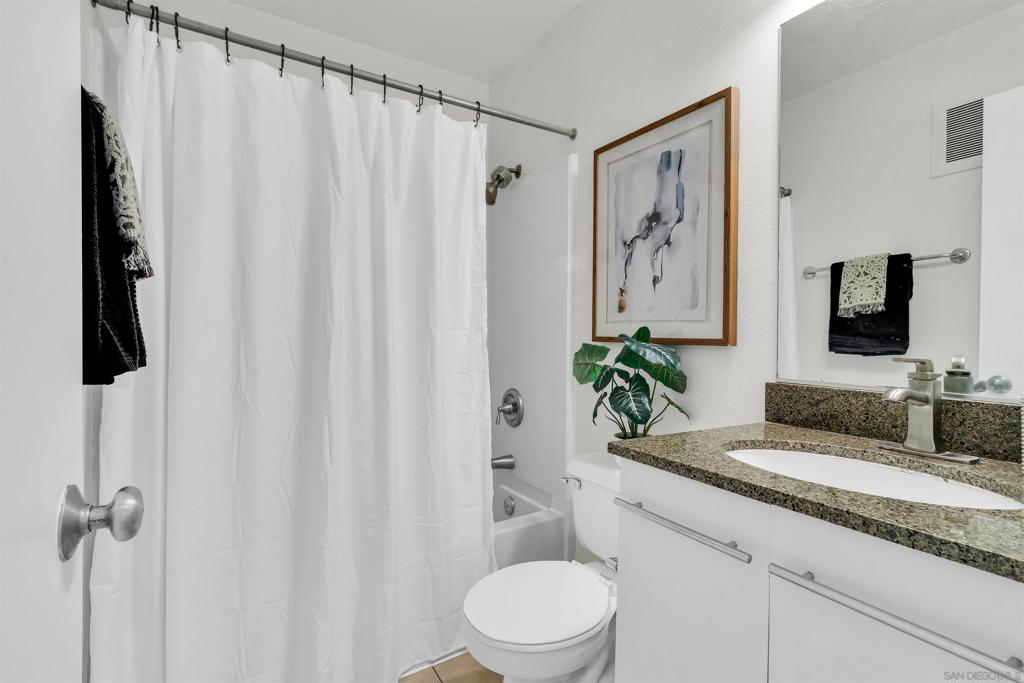 7425 Charmant Dr 2901 Property Photo 22