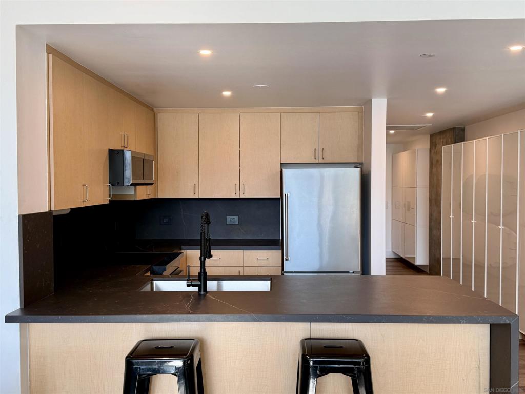 1080 Park Blvd 401 Property Photo 11