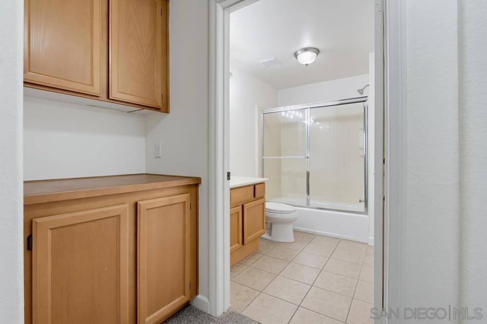 7647 Mission Gorge 19 Property Photo 6