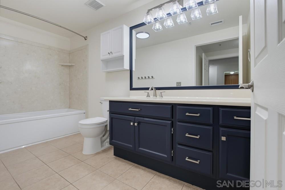 7647 Mission Gorge 19 Property Photo 12