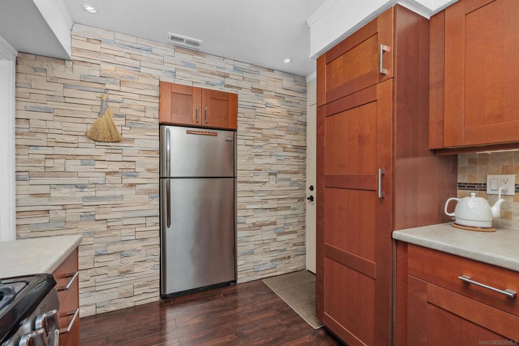 4411 Kittiwake Way Property Photo 14