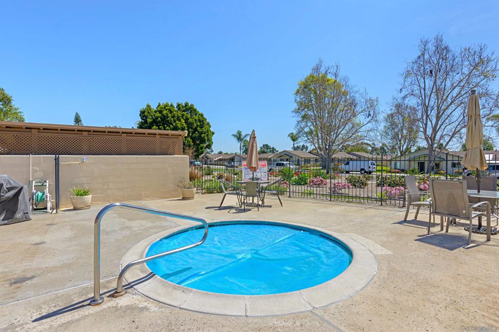 4411 Kittiwake Way Property Photo 28