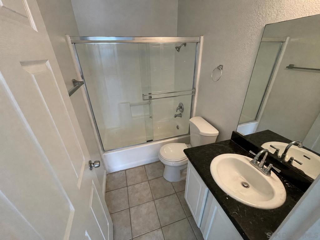 1515 S 40th St Property Photo 8