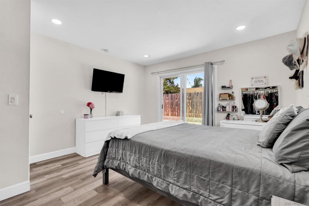 4077 Marcwade Property Photo 11