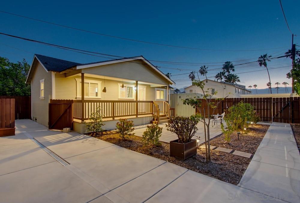 4454 4460 Campus Ave Property Photo 10