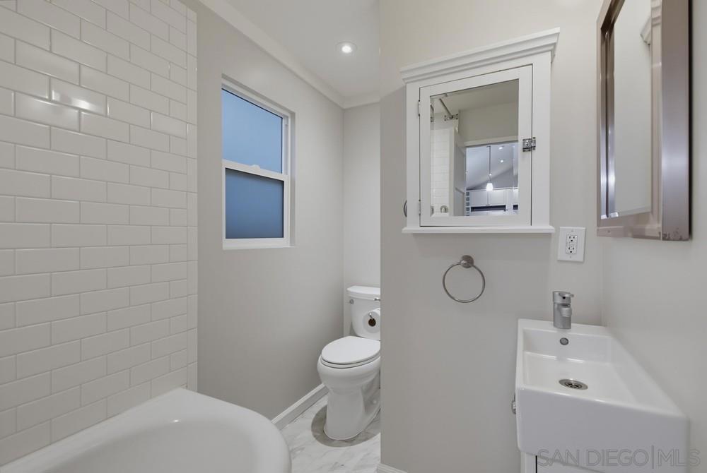 4454 4460 Campus Ave Property Photo 59