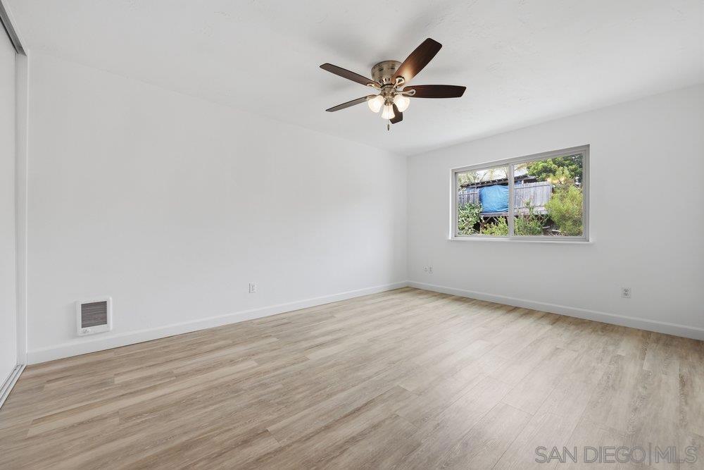 155 Rosebay Dr 40 Property Photo 10