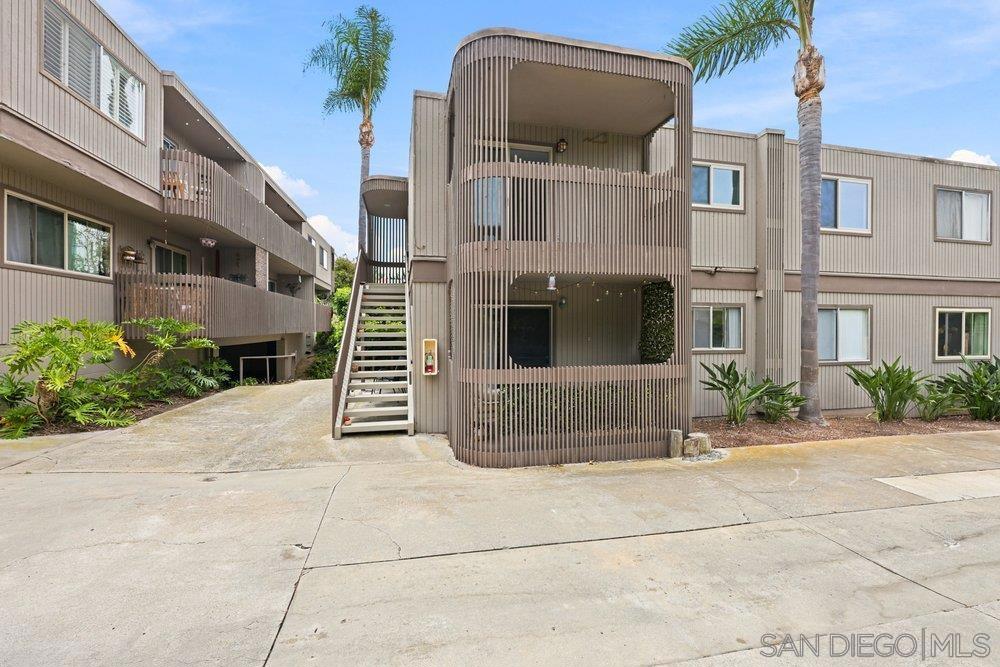 155 Rosebay Dr 40 Property Photo 11