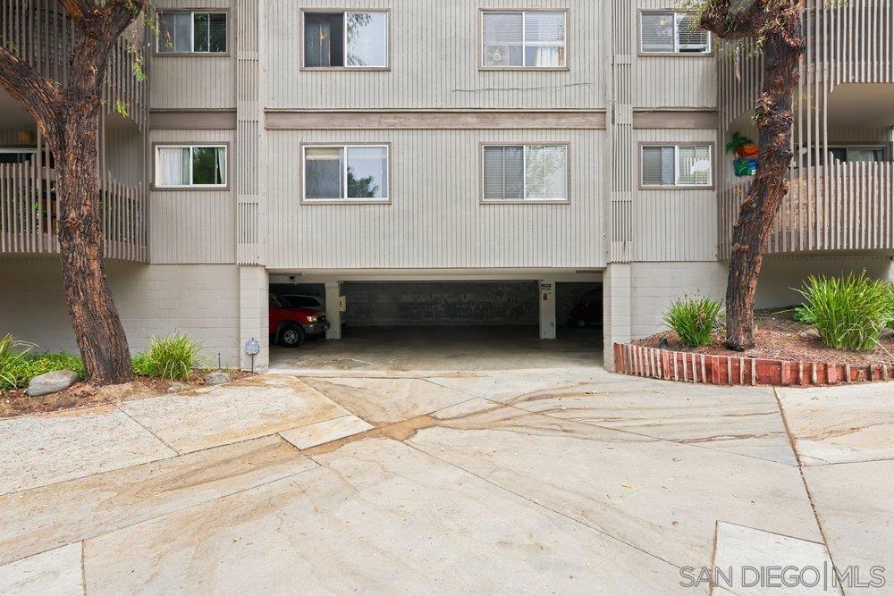 155 Rosebay Dr 40 Property Photo 14
