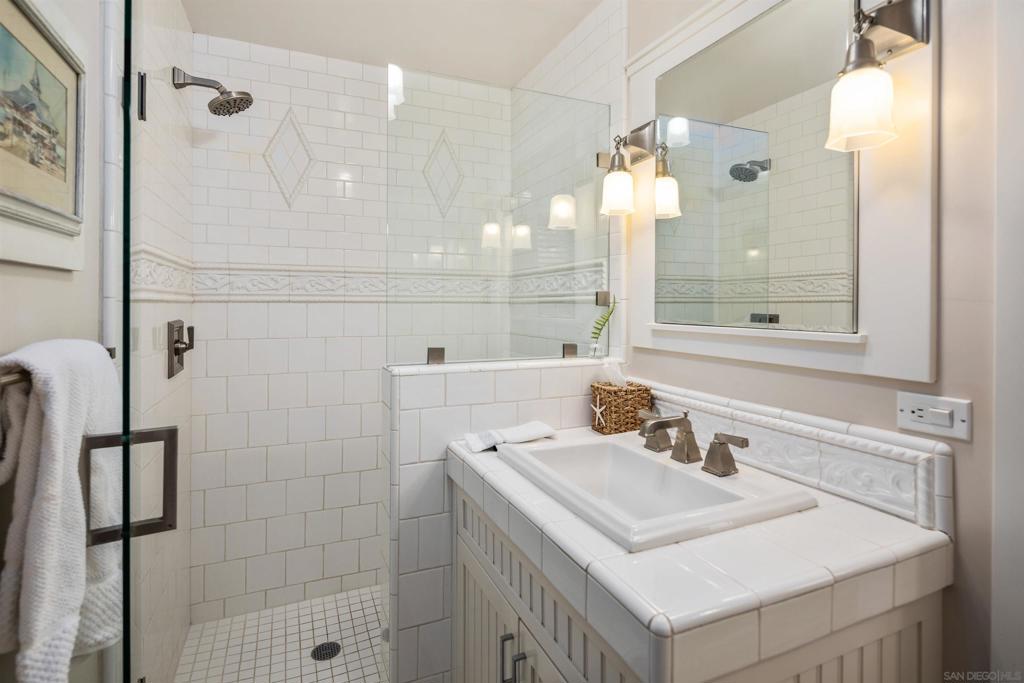 260017661SD Property Photo 24