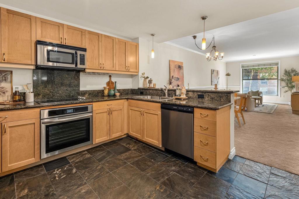 1150 J Street 204 Property Photo 6