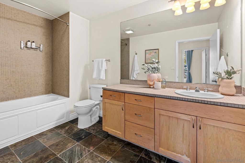 1150 J Street 204 Property Photo 23
