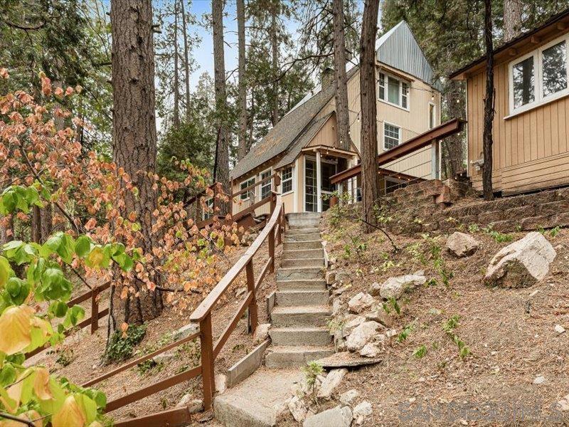 27961 Rainbow Dr. Property Photo 2