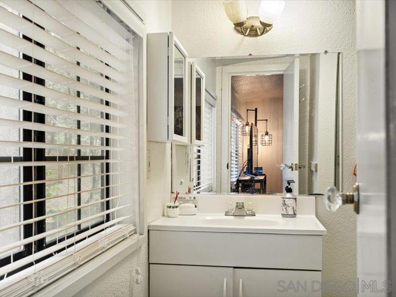 27961 Rainbow Dr. Property Photo 30