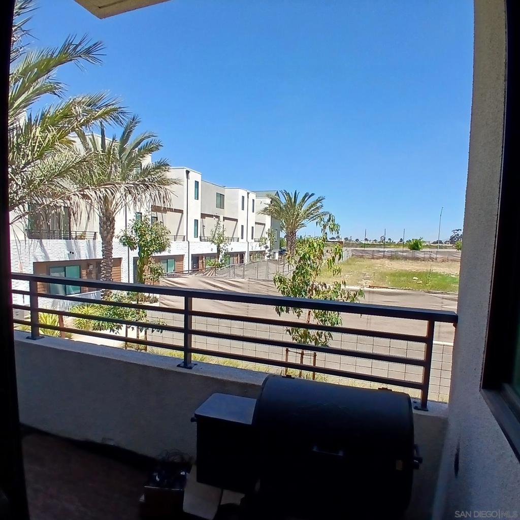 2430 Cascalote Loop Property Photo 16