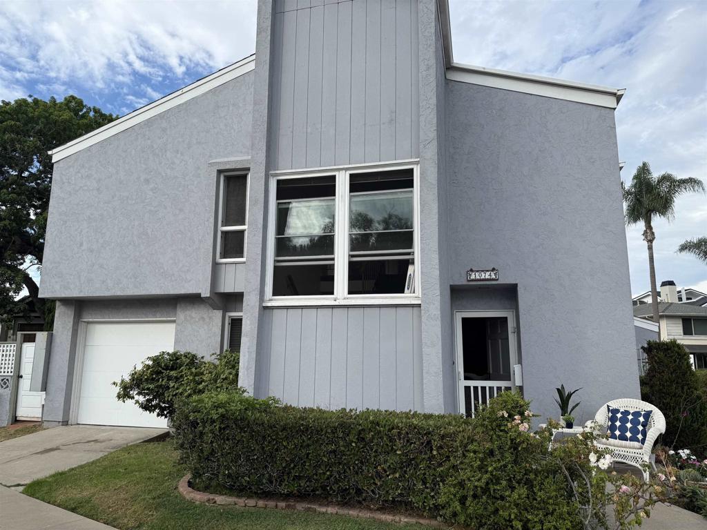 1074 Isabella Avenue Property Photo 1