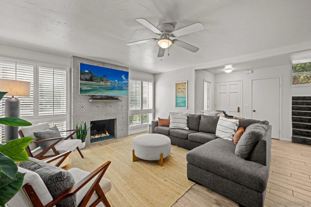 1074 Isabella Avenue Property Photo 4