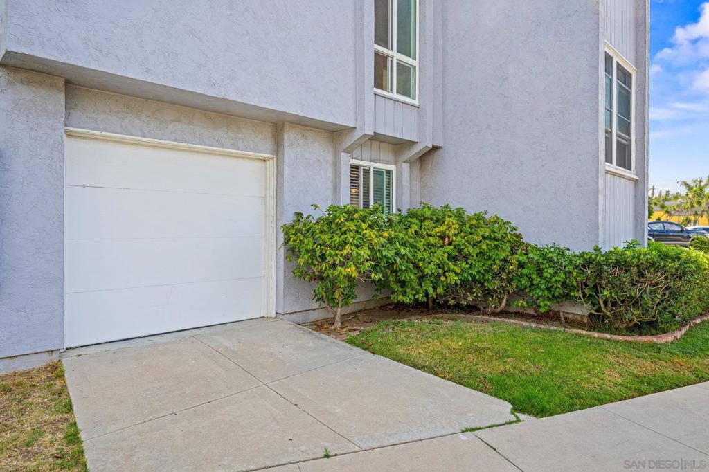 1074 Isabella Avenue Property Photo 18