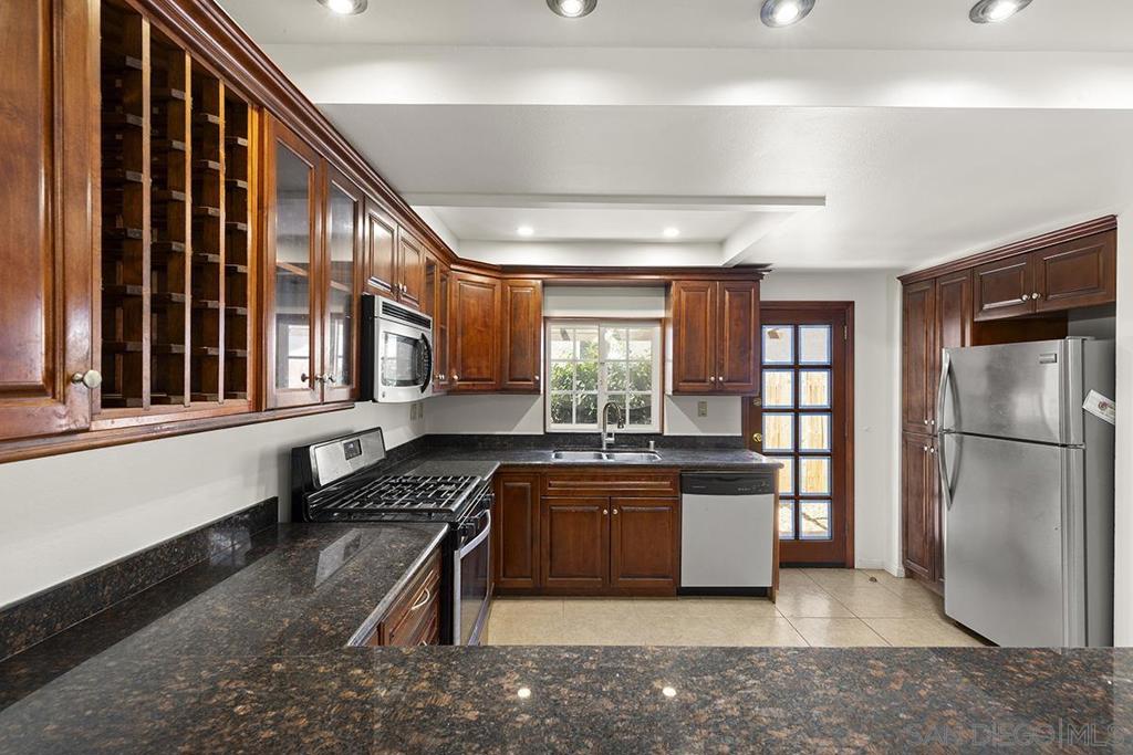 2170 Jefferson Ave Property Photo 15