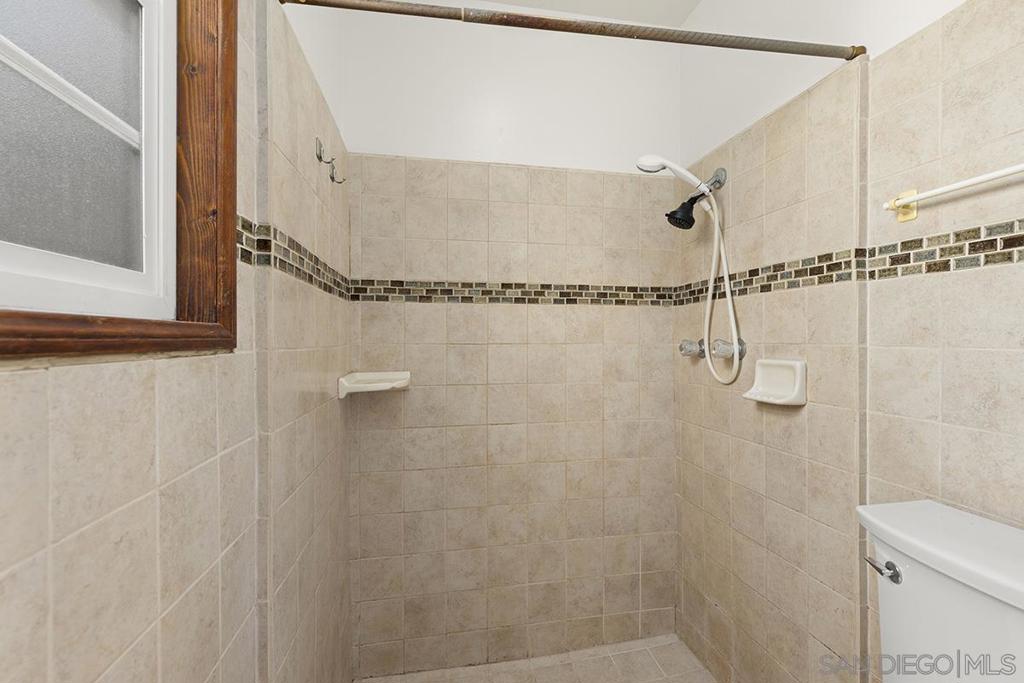 2170 Jefferson Ave Property Photo 23