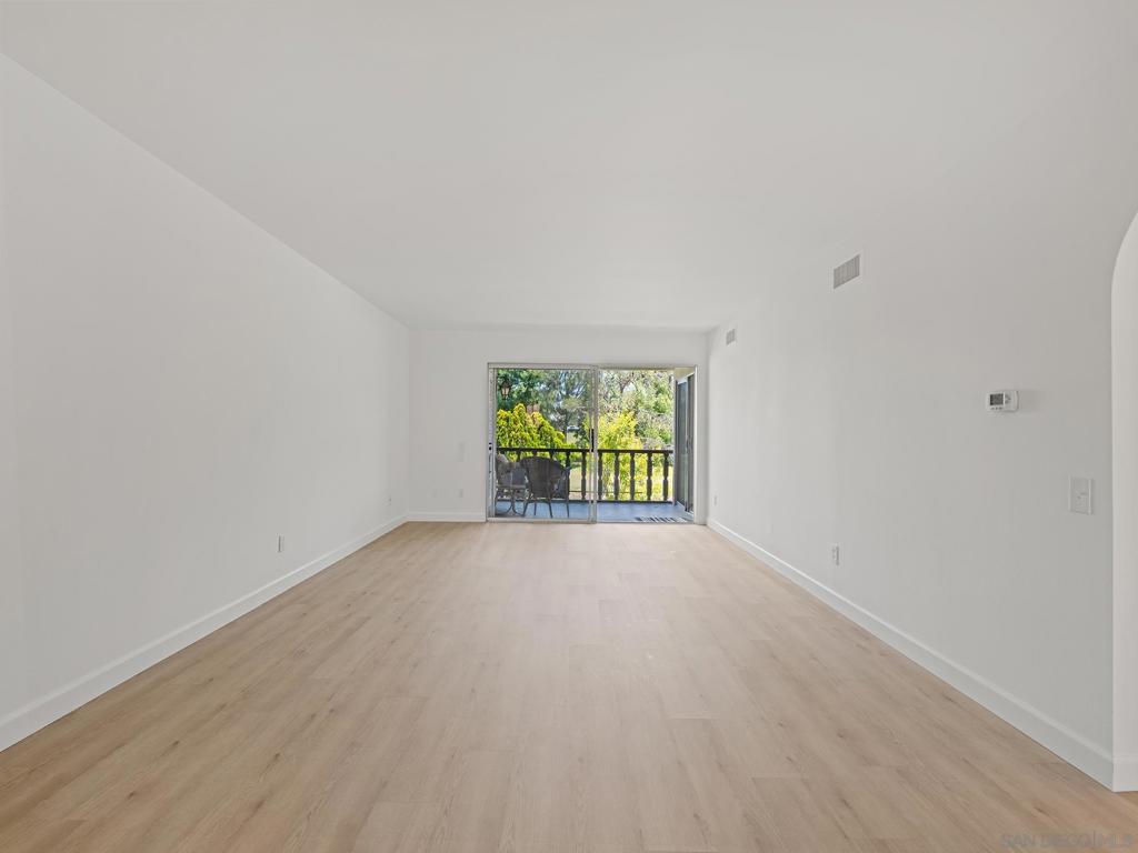 12140 Rancho Bernardo Dr B Property Photo 15